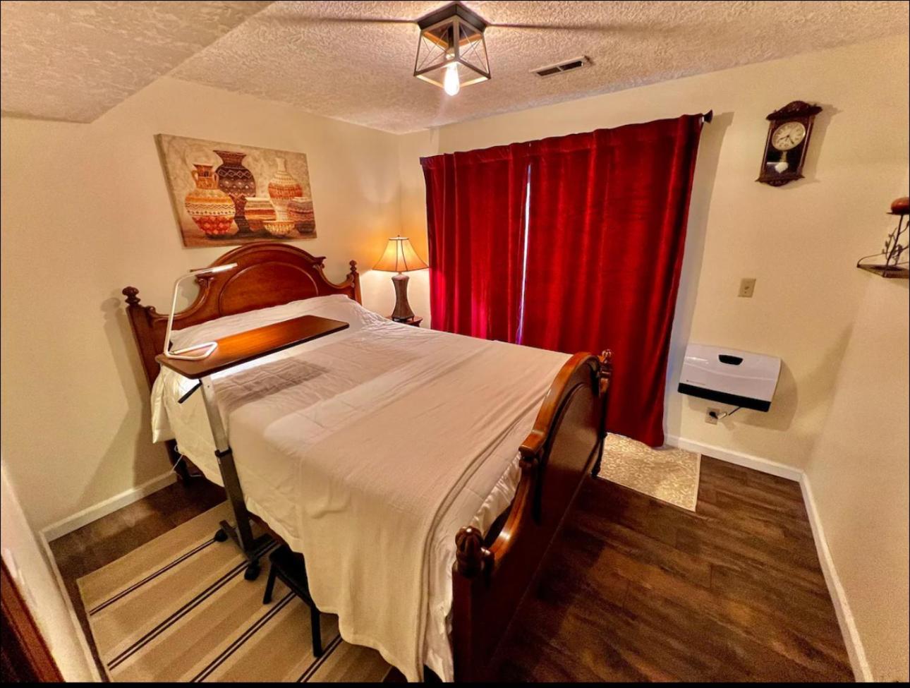 Private Level Of The House With Spa Gresham Ngoại thất bức ảnh